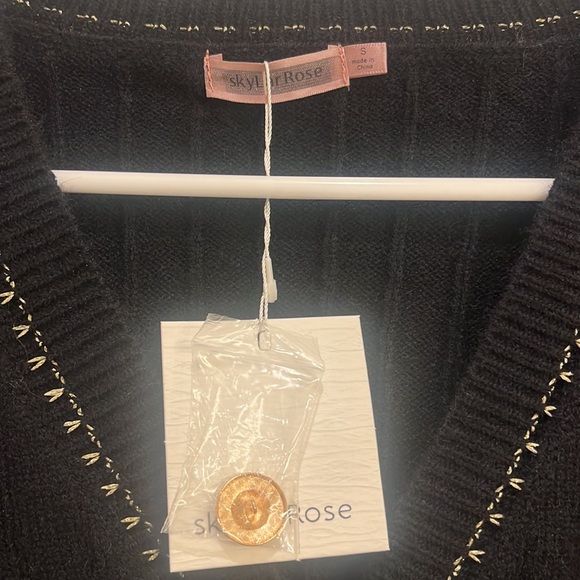 Cardigan sweater - Picture 3 of 4